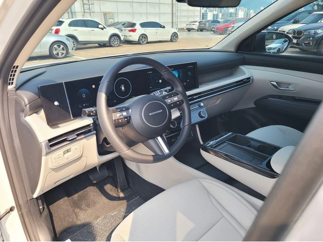 Hyundai Tucson Gasoline 1.6 Turbo 2WD Premium - автомобили, коли, обяви за нови и употребявани 8