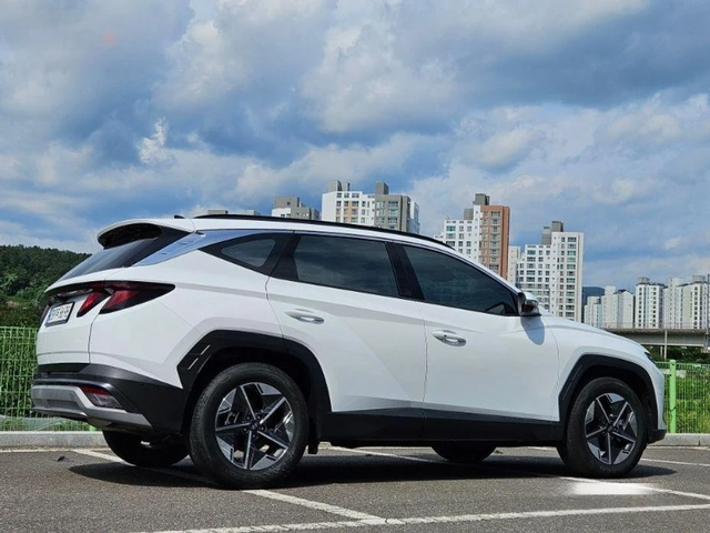 Hyundai Tucson Gasoline 1.6 Turbo 2WD Premium - автомобили, коли, обяви за нови и употребявани 2