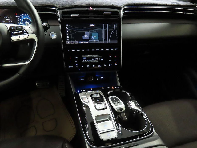 Hyundai Tucson Gasoline 1.6 Turbo 2WD Inspiration - автомобили, коли, обяви за нови и употребявани 8