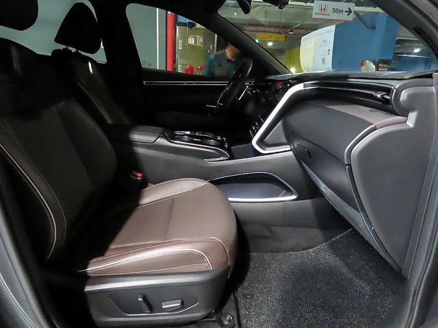 Hyundai Tucson Gasoline 1.6 Turbo 2WD Inspiration - автомобили, коли, обяви за нови и употребявани 9