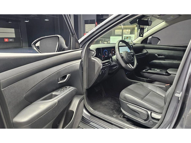 Hyundai Tucson Gasoline 1.6 Turbo 2WD Modern - автомобили, коли, обяви за нови и употребявани 10