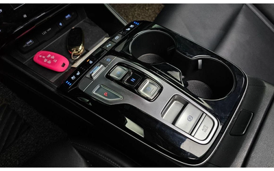 Hyundai Tucson Diesel 2.0 2WD Premium * НАЙ-ДОБРА ЦЕНА В БЪЛГАРИЯ - автомобили, коли, обяви за нови и употребявани 8