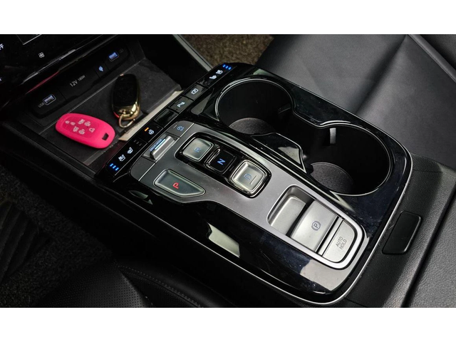 Hyundai Tucson Diesel 2.0 2WD Premium * НАЙ-ДОБРА ЦЕНА В БЪЛГАРИЯ - автомобили, коли, обяви за нови и употребявани 8