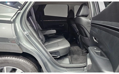 Hyundai Tucson Diesel 2.0 2WD Premium * НАЙ-ДОБРА ЦЕНА В БЪЛГАРИЯ - автомобили, коли, обяви за нови и употребявани 11