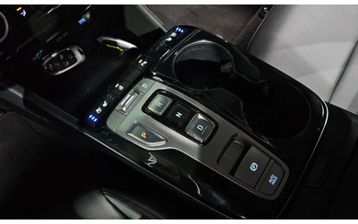 Hyundai Tucson Diesel 2.0 2WD Premium * НАЙ-ДОБРА ЦЕНА В БЪЛГАРИЯ - автомобили, коли, обяви за нови и употребявани 8