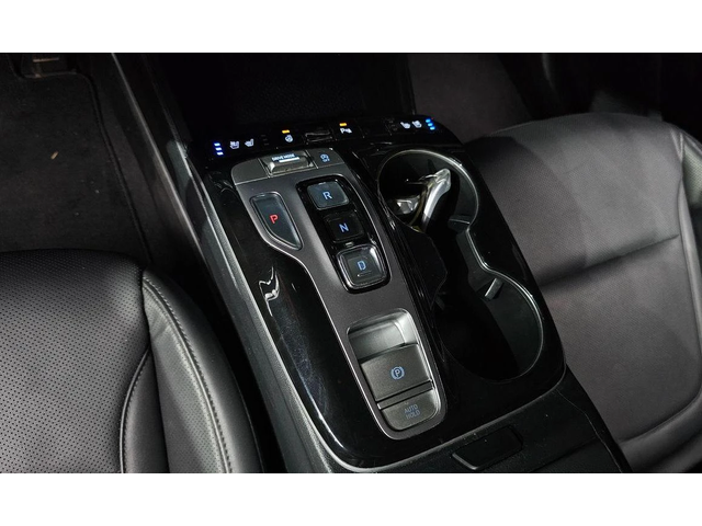 Hyundai Tucson Diesel 2.0 2WD Premium * НАЙ-ДОБРА ЦЕНА В БЪЛГАРИЯ - автомобили, коли, обяви за нови и употребявани 8