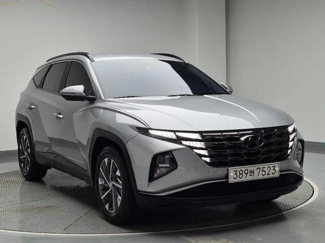 Hyundai Tucson Diesel 2.0 4WD Premium * НАЙ-ДОБРА ЦЕНА В БЪЛГАРИЯ - автомобили, коли, обяви за нови и употребявани 3