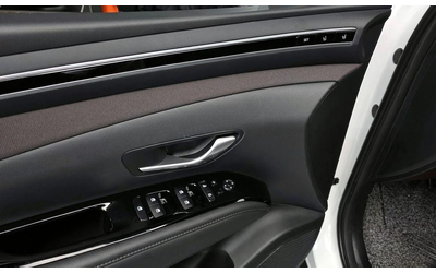 Hyundai Tucson Gasoline 1.6 Turbo 2WD Inspiration - автомобили, коли, обяви за нови и употребявани 8