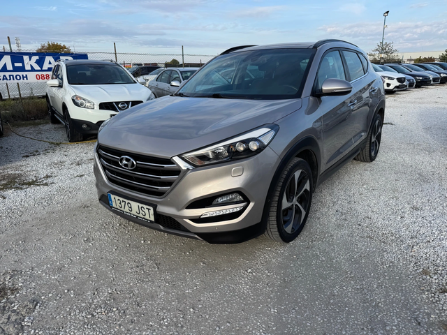 Hyundai Tucson -2.0CRDI-PREMIUM-4X4-FULL PACK - автомобили, коли, обяви за нови и употребявани 0