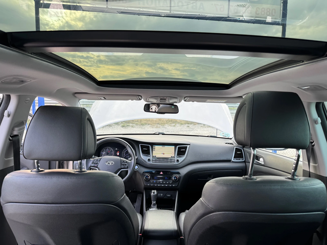 Hyundai Tucson -2.0CRDI-PREMIUM-4X4-FULL PACK - автомобили, коли, обяви за нови и употребявани 12