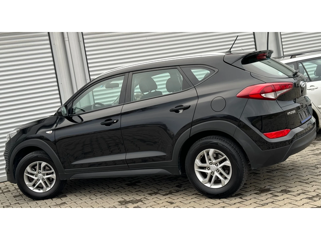 Hyundai Tucson 1, 7crdi 116ps, 6ck, темпо, мулти, борд, клима, 6b - автомобили, коли, обяви за нови и употребявани 2