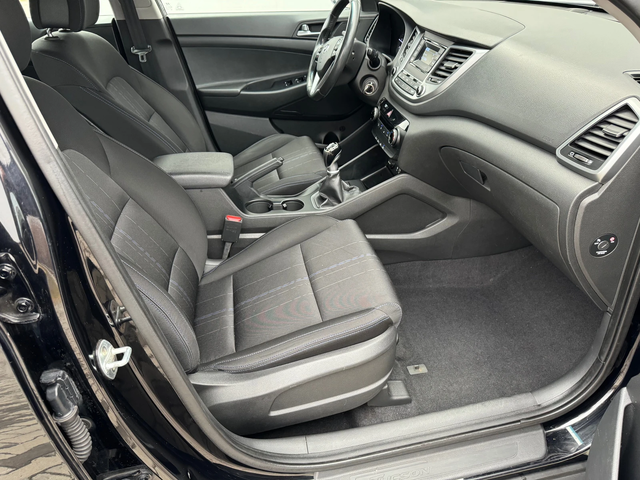 Hyundai Tucson 1, 7crdi 116ps, 6ck, темпо, мулти, борд, клима, 6b - автомобили, коли, обяви за нови и употребявани 9