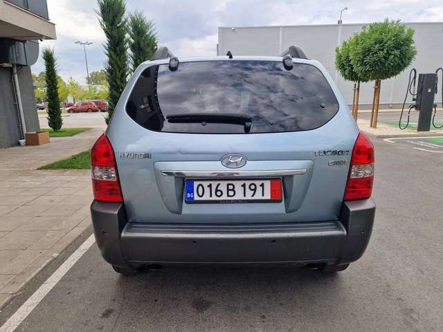 Hyundai Tucson 2.0 / 136 к.с. - автомобили, коли, обяви за нови и употребявани 4