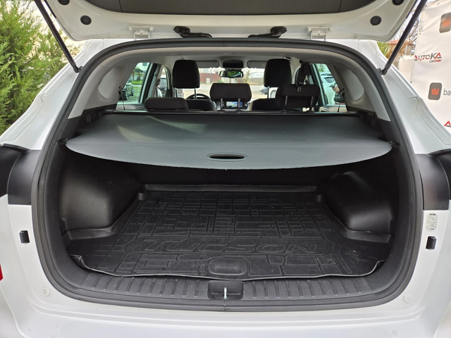 Hyundai Tucson 1.6CRDI-136кс= АВТОМАТ= 4Х4= 360= FACE= DISTRONIC - автомобили, коли, обяви за нови и употребявани 9