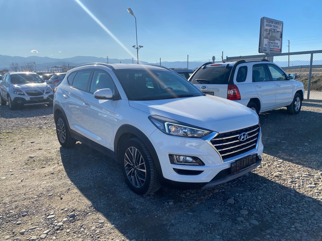 Hyundai Tucson 1.6 CRDI - автомобили, коли, обяви за нови и употребявани 2