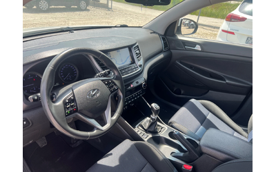 Hyundai Tucson 1.7 CRDI X POSIBLE - автомобили, коли, обяви за нови и употребявани 11