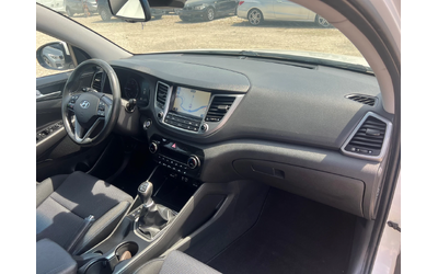 Hyundai Tucson 1.7 CRDI X POSIBLE - автомобили, коли, обяви за нови и употребявани 13