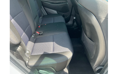 Hyundai Tucson 1.7 CRDI X POSIBLE - автомобили, коли, обяви за нови и употребявани 14