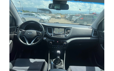 Hyundai Tucson 1.7 CRDI X POSIBLE - автомобили, коли, обяви за нови и употребявани 15