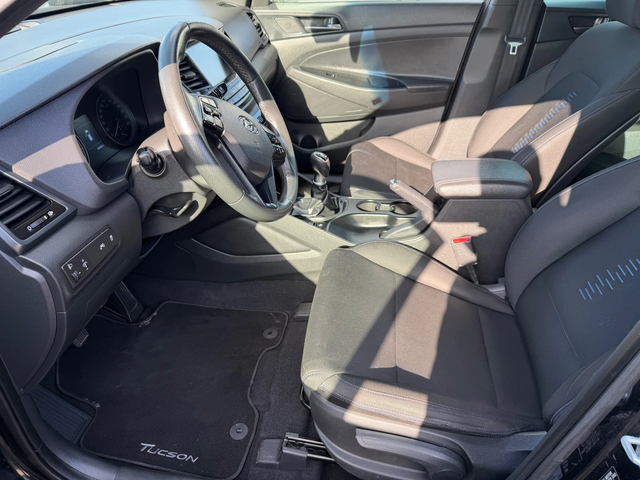 Hyundai Tucson 1.7 CRDI X POSIBLE - автомобили, коли, обяви за нови и употребявани 9