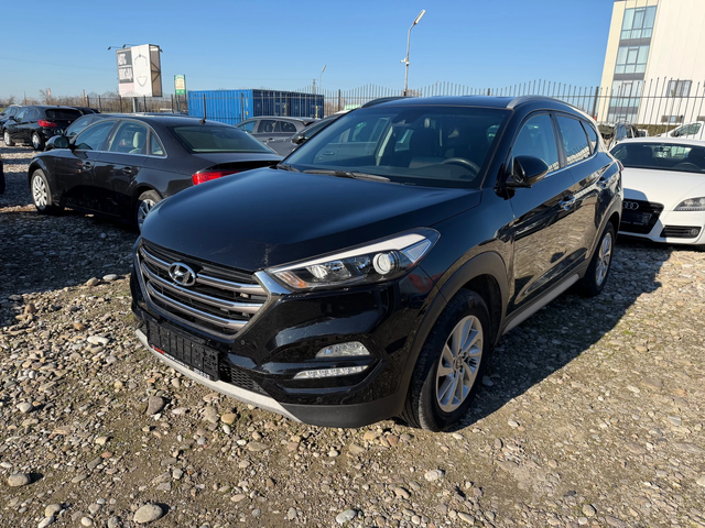 Hyundai Tucson 1.7 CRDI X POSIBLE - автомобили, коли, обяви за нови и употребявани 0