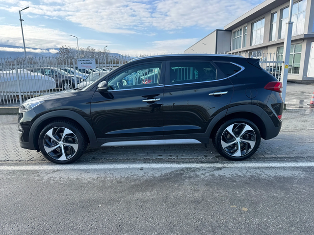 Hyundai Tucson 4x4 2.0 Diesel 185 k.с - автомобили, коли, обяви за нови и употребявани 2