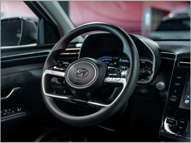 Hyundai Tucson Hyundai Tucson  - автомобили, коли, обяви за нови и употребявани 12