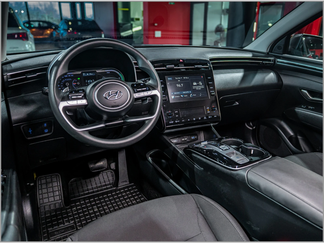 Hyundai Tucson Hyundai Tucson  - автомобили, коли, обяви за нови и употребявани 8