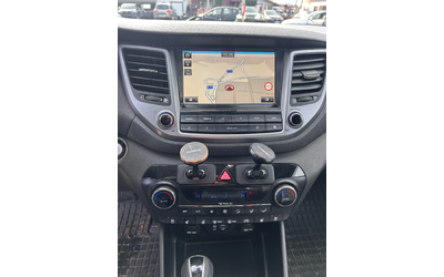 Hyundai Tucson 2.0CRDI 4WD AVTOMAT/NAVI/KAMERA/KOJA/PANORAMA FULL - автомобили, коли, обяви за нови и употребявани 15