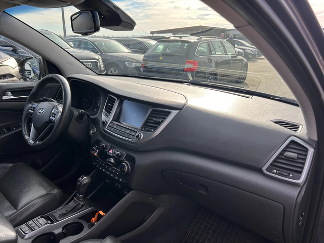 Hyundai Tucson 2.0CRDI 4WD AVTOMAT/NAVI/KAMERA/KOJA/PANORAMA FULL - автомобили, коли, обяви за нови и употребявани 9
