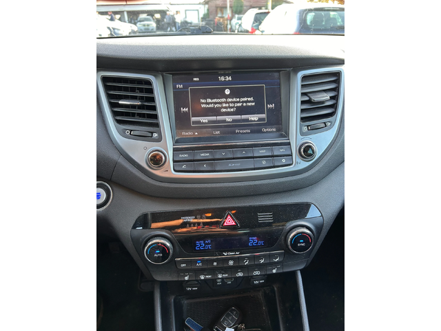 Hyundai Tucson 1.7CRDI NAVI/KAMERA EURO 6 - автомобили, коли, обяви за нови и употребявани 11