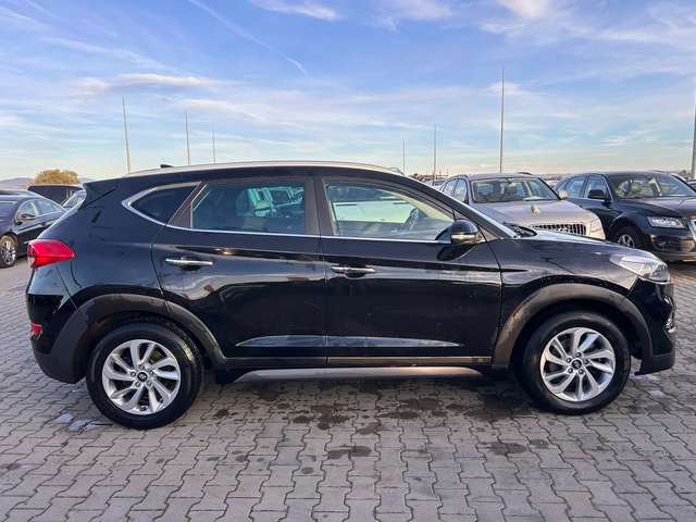 Hyundai Tucson 1.7CRDI NAVI/KAMERA EURO 6 - автомобили, коли, обяви за нови и употребявани 4
