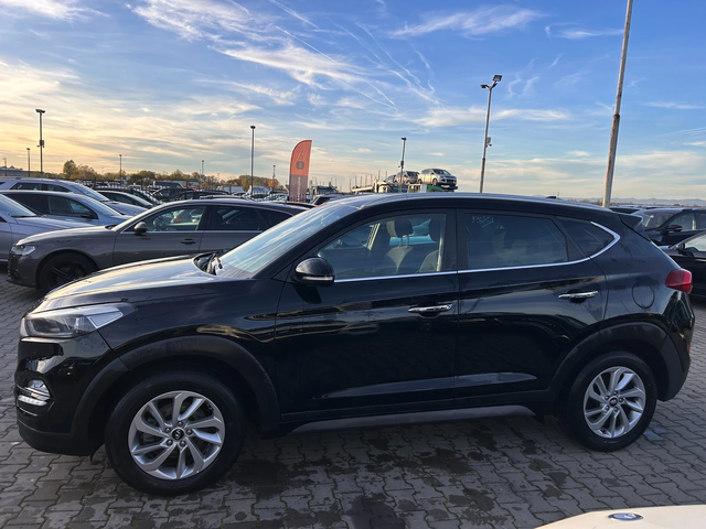Hyundai Tucson 1.7CRDI NAVI/KAMERA EURO 6 - автомобили, коли, обяви за нови и употребявани 8