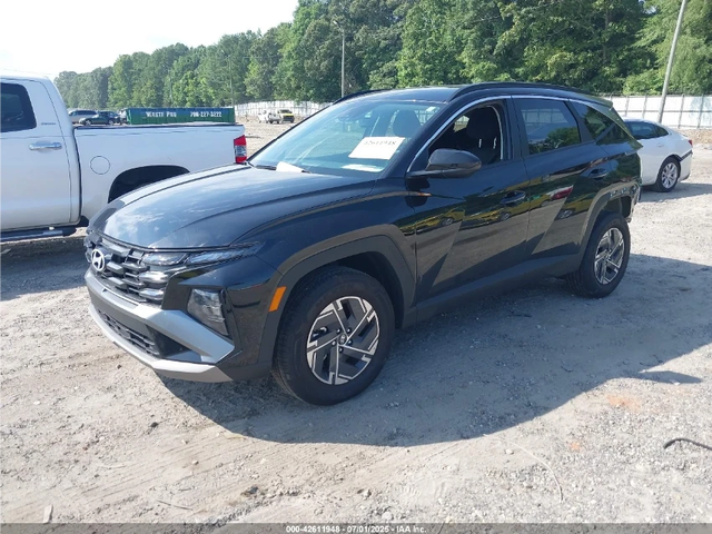 Hyundai Tucson HYBRID BLUE - автомобили, коли, обяви за нови и употребявани 2