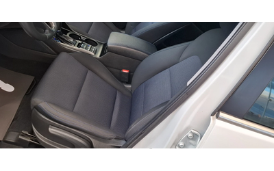 Hyundai Tucson 2.0 184kc Automat Line asist DistronicXenon Led - автомобили, коли, обяви за нови и употребявани 12