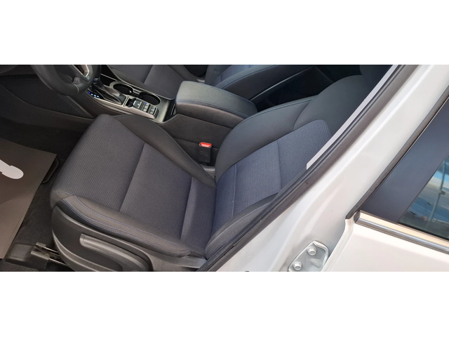 Hyundai Tucson 2.0 184kc Automat Line asist DistronicXenon Led - автомобили, коли, обяви за нови и употребявани 12