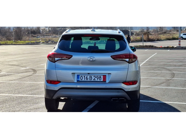 Hyundai Tucson 2.0 Awd 184kc Line  Xenon Led Aвтоматик!! - автомобили, коли, обяви за нови и употребявани 5