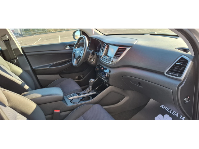 Hyundai Tucson 2.0 Awd 184kc Line  Xenon Led Aвтоматик!! - автомобили, коли, обяви за нови и употребявани 9