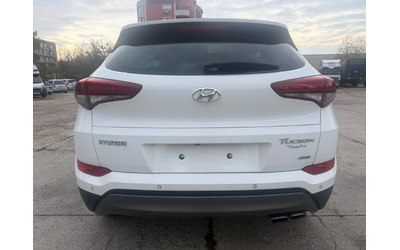 Hyundai Tucson 2.0 CRDI 4x4 - автомобили, коли, обяви за нови и употребявани 6