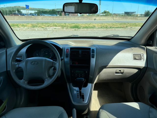 Hyundai Tucson 2.0CRDI/112кс - автомобили, коли, обяви за нови и употребявани 10