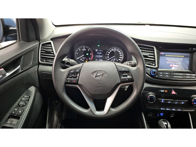 Hyundai Tucson 2.0 4WD STYLE autogeorge.com - автомобили, коли, обяви за нови и употребявани 13