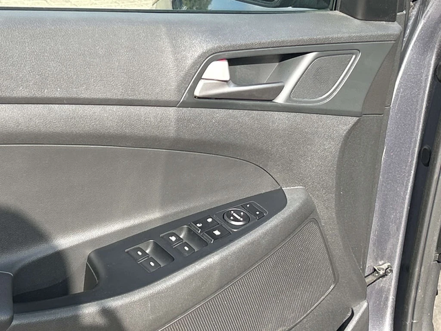 Hyundai Tucson * SE Pop, SE Plus, Eco, Sport, Value, Ultimate Bas - автомобили, коли, обяви за нови и употребявани 15