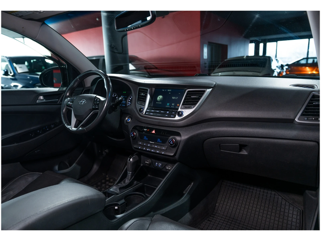 Hyundai Tucson Hyundai Tucson  - автомобили, коли, обяви за нови и употребявани 11