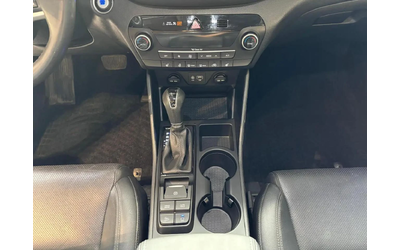Hyundai Tucson * LUXURY* BLIND SPOTS* 360CAM* PANO* - автомобили, коли, обяви за нови и употребявани 16