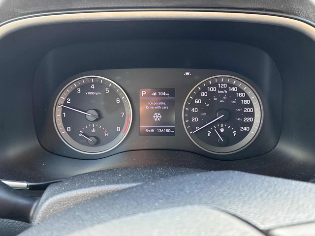 Hyundai Tucson Luxury2.4* 360* Подгреви* Пано* CarPlay* Assist - автомобили, коли, обяви за нови и употребявани 6