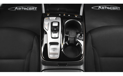 Hyundai Tucson 1.6 T-GDi COMFORT Plug-in Hybrid 4x4 Automatic - автомобили, коли, обяви за нови и употребявани 11