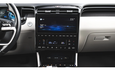 Hyundai Tucson 1.6 T-GDi PREMIUM Plug-in Hybrid 4x4 Automatic - автомобили, коли, обяви за нови и употребявани 9