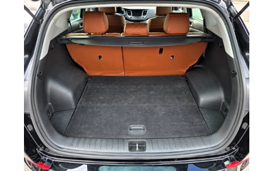 Hyundai Tucson 1.7CRDI/141kc/Aвтоматик/2WD/Xpossible - автомобили, коли, обяви за нови и употребявани 14