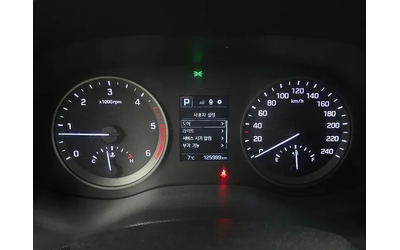 Hyundai Tucson 2.0 4Wd Style - автомобили, коли, обяви за нови и употребявани 7