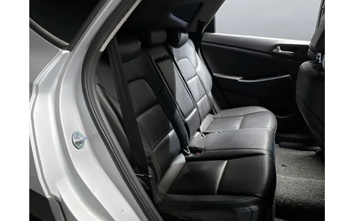 Hyundai Tucson 2.0 4Wd Style - автомобили, коли, обяви за нови и употребявани 11